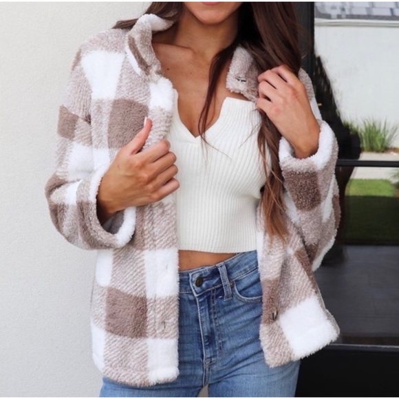 1 LEFT! Plaid Sherpa Beige White Women's Cute Fall Warm Soft Sherpa Coat - Picture 2 of 4